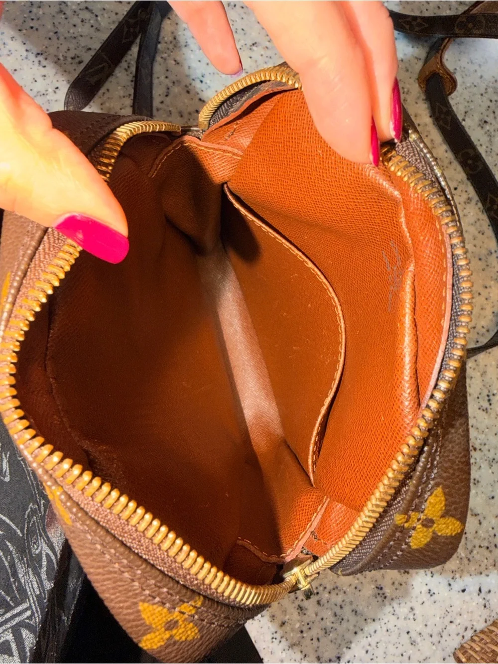 Louis Vuitton Vintage Monogram Danube 21 Crossbody